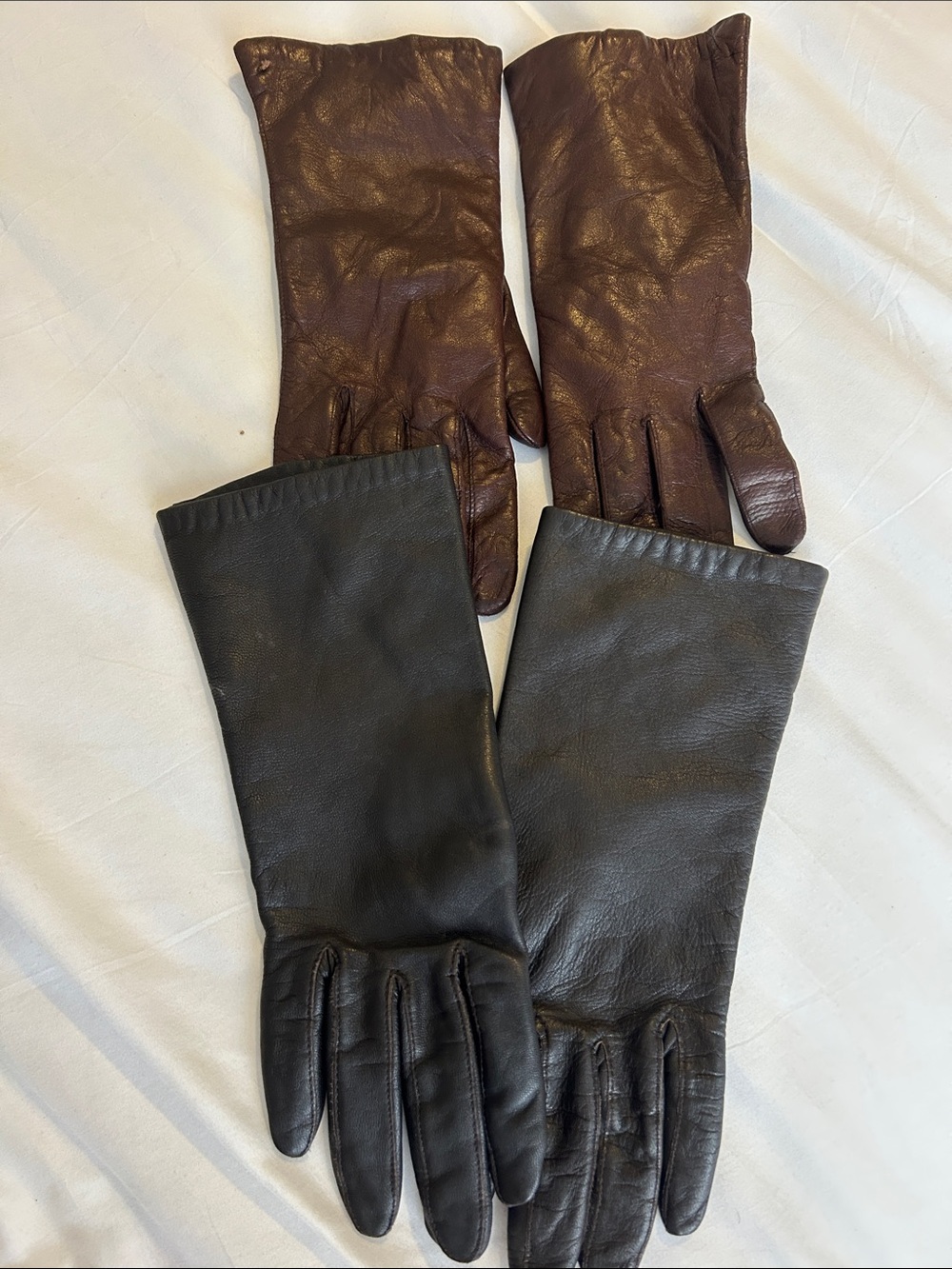 Fashion trending !! Leather vintage gloves